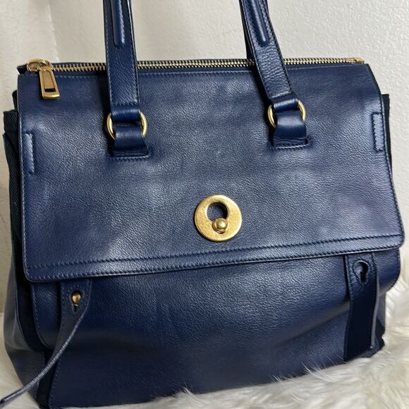 💯Authentic YSL Handbag 🍀 - Picture 5 of 17